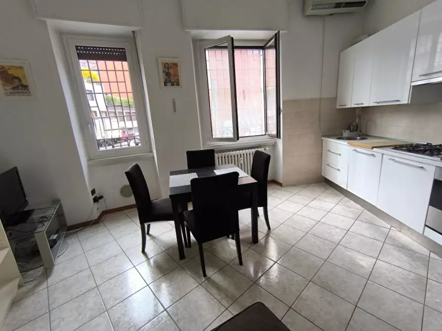 Immagine 4 di Appartamento in affitto  in Via Dolomiti a Milano