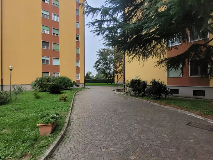 Immagine 9 di Appartamento in vendita  in Via Quinto Romano a Milano
