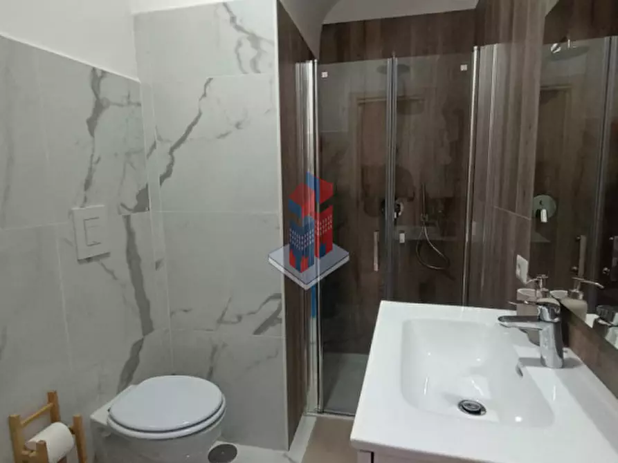 Immagine 10 di Appartamento in affitto  in VIA MANZONI (PORTA POSILLIPO lato VIA STAZIO) a Napoli