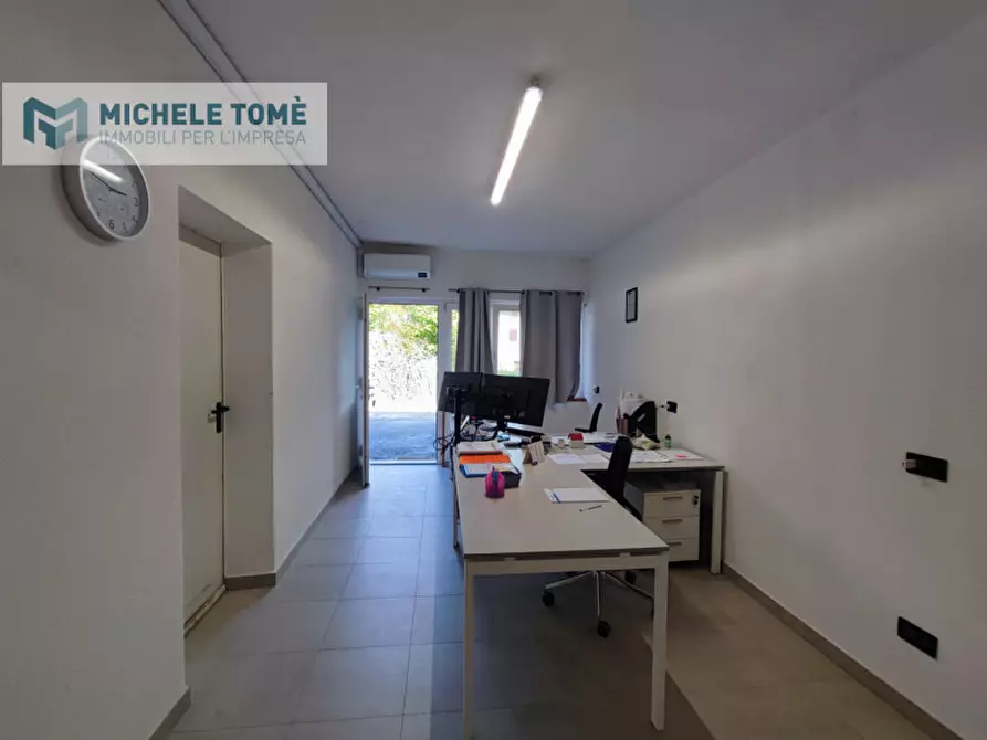 Immagine 5 di Capannone industriale in affitto  in Via Pontara a Dolcè