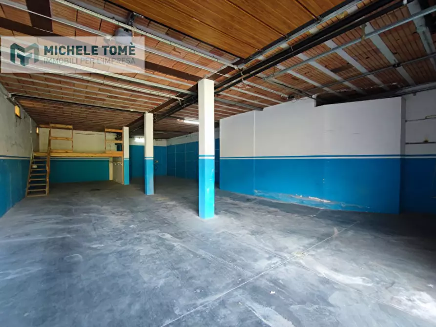 Immagine 13 di Capannone industriale in affitto  in Via Pontara a Dolcè