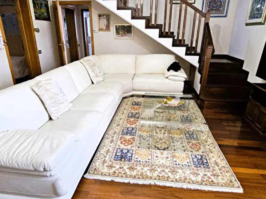 Immagine 19 di Casa bifamiliare in vendita  a Fano