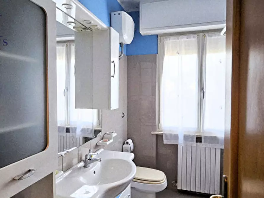 Immagine 41 di Casa bifamiliare in vendita  a Fano