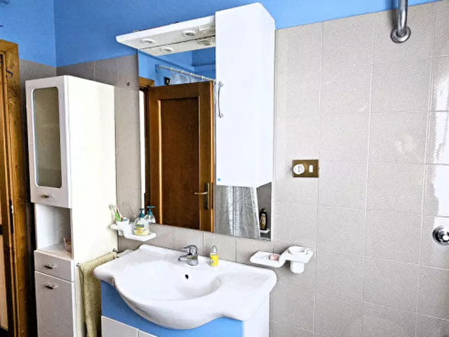 Immagine 43 di Casa bifamiliare in vendita  a Fano