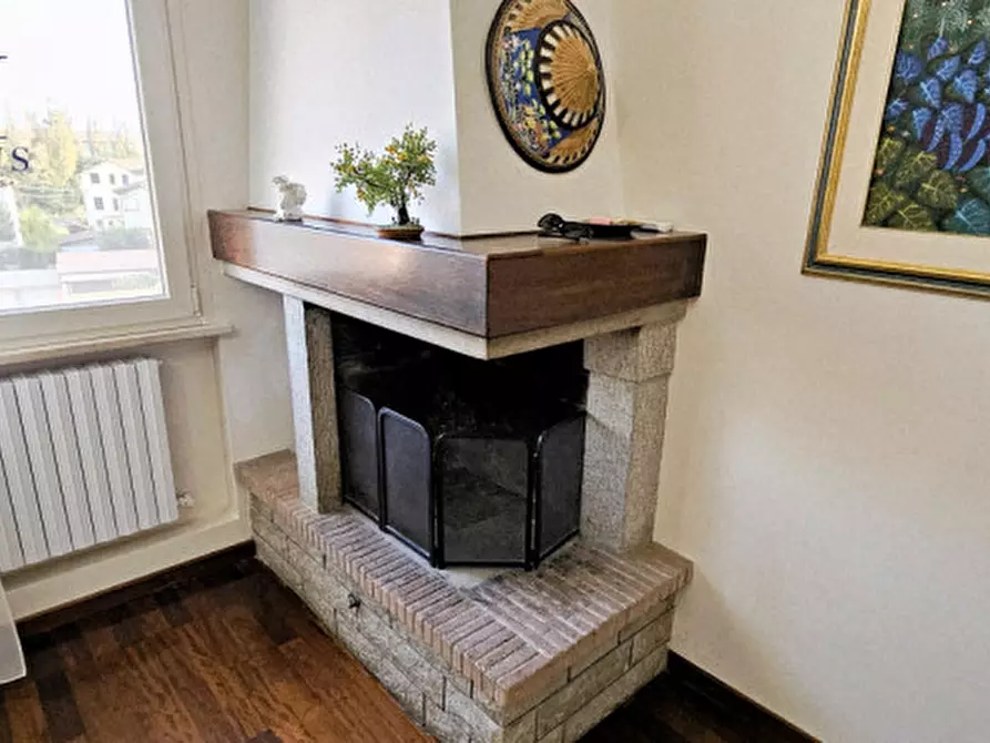 Immagine 66 di Casa bifamiliare in vendita  a Fano