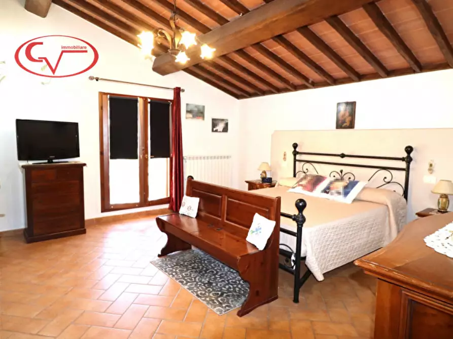 Immagine 20 di Villetta a schiera in vendita  in Via Diga a Cavriglia