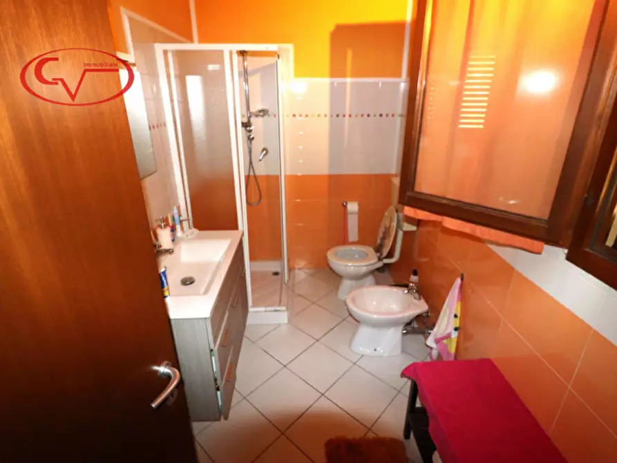 Immagine 42 di Villetta a schiera in vendita  in Via Diga a Cavriglia