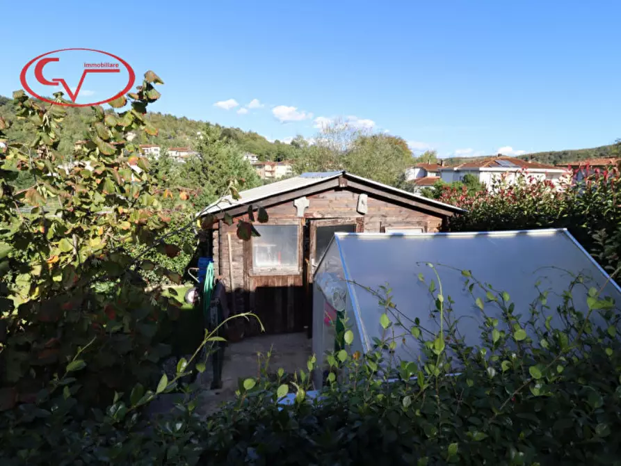 Immagine 51 di Villetta a schiera in vendita  in Via Diga a Cavriglia