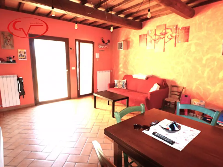 Immagine 53 di Villetta a schiera in vendita  in Via Diga a Cavriglia