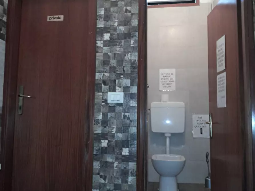 Immagine 15 di Attività commerciale in vendita  in Via Arzignano 9/11 a Vicenza