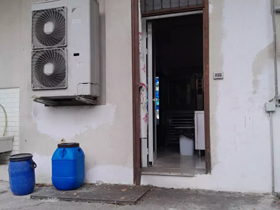 Immagine 28 di Attività commerciale in vendita  in Via Arzignano 9/11 a Vicenza