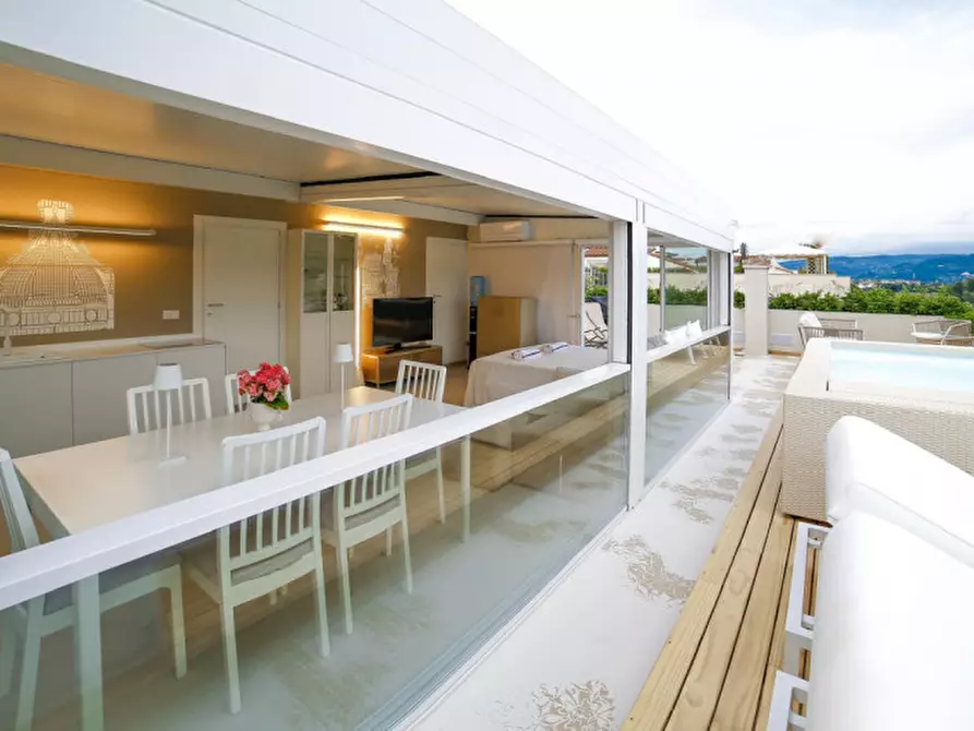 Immagine 19 di Appartamento in vendita  in LUNGARNO COLOMBO a Firenze