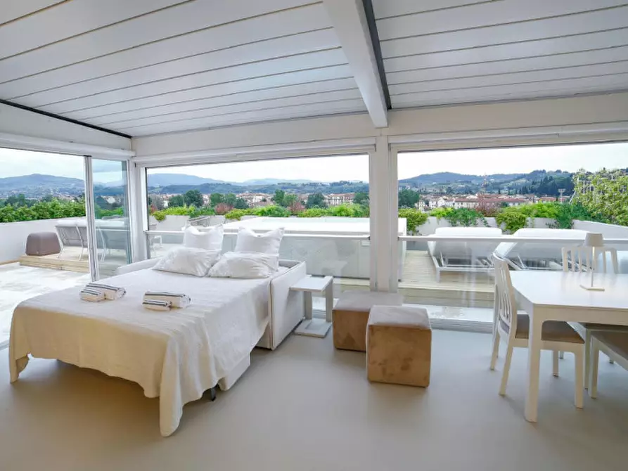 Immagine 30 di Appartamento in vendita  in LUNGARNO COLOMBO a Firenze