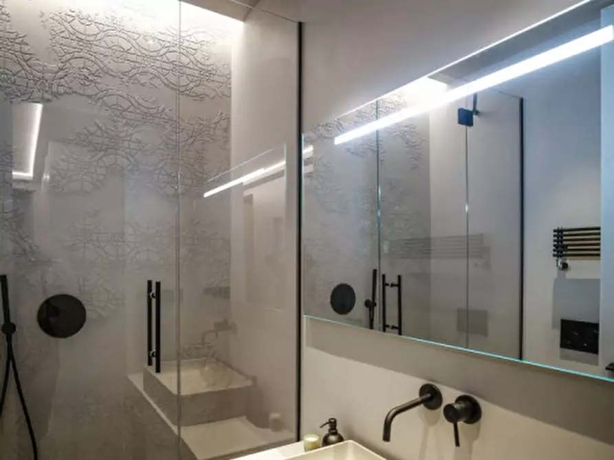 Immagine 38 di Appartamento in vendita  in LUNGARNO COLOMBO a Firenze