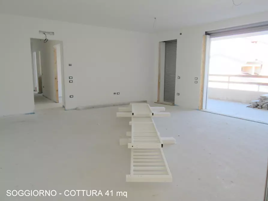 Immagine 2 di Appartamento in vendita  in Via Arrunzio Stella a Abano Terme