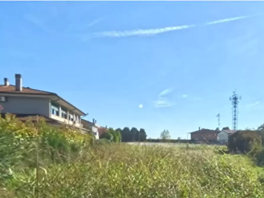 Immagine 2 di Terreno in vendita  in via Roma, 52 a Due Carrare