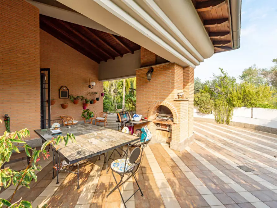 Immagine 11 di Villa in vendita  in VIA AURELIO MILLOS 140 a Roma