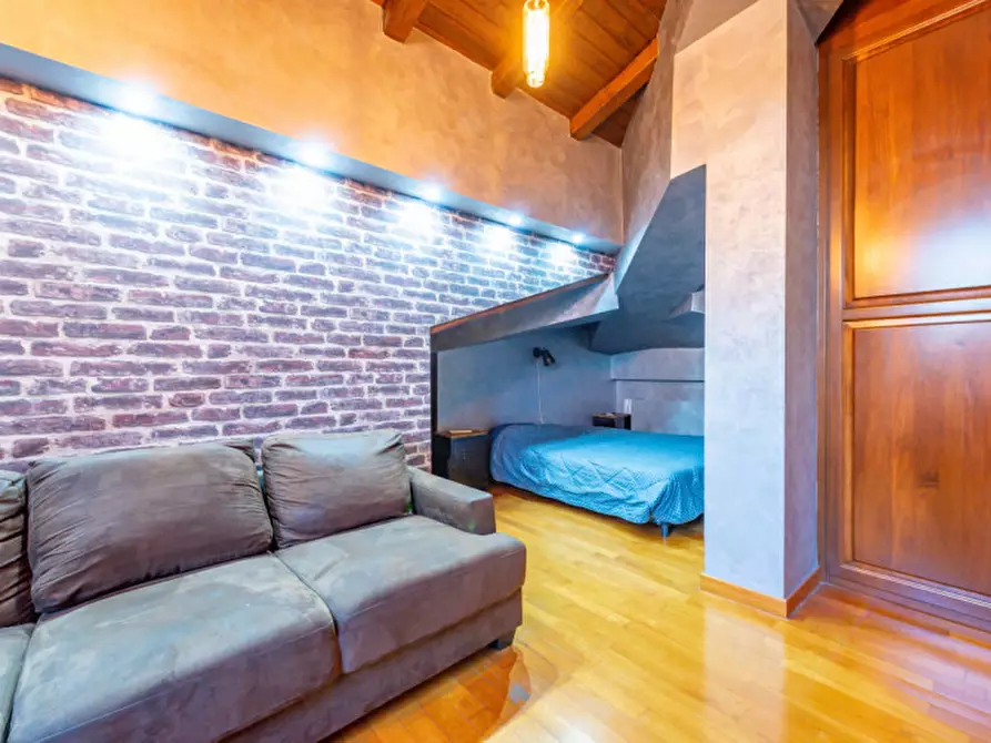 Immagine 22 di Villa in vendita  in VIA AURELIO MILLOS 140 a Roma