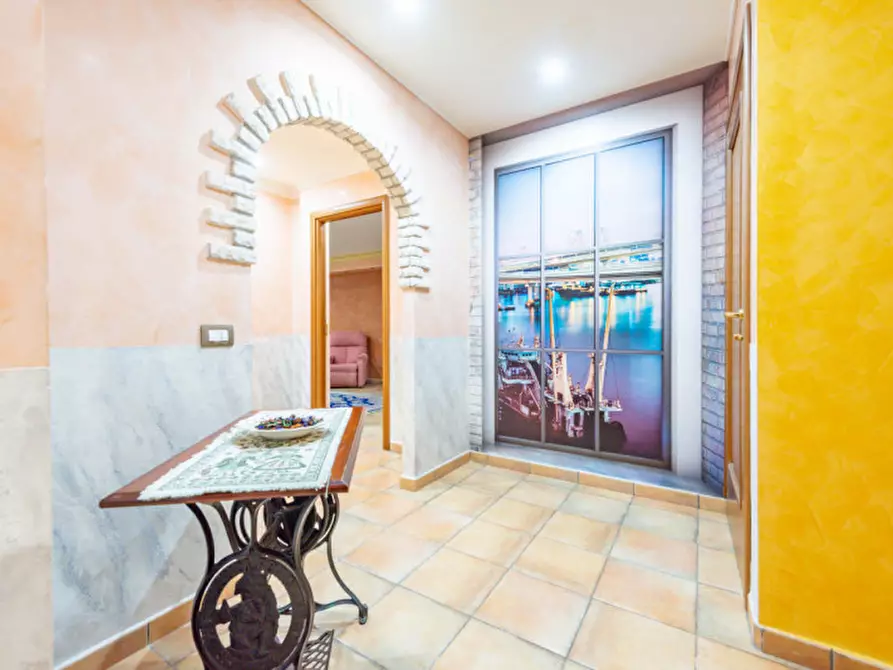 Immagine 28 di Villa in vendita  in VIA AURELIO MILLOS 140 a Roma