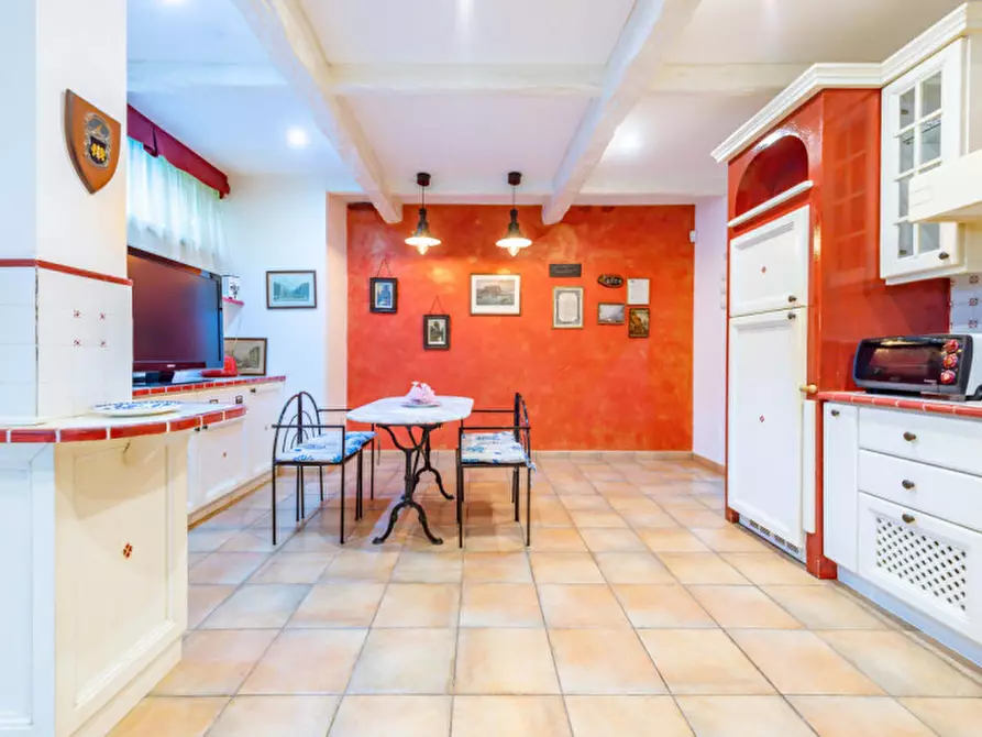 Immagine 32 di Villa in vendita  in VIA AURELIO MILLOS 140 a Roma