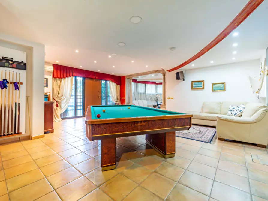 Immagine 36 di Villa in vendita  in VIA AURELIO MILLOS 140 a Roma