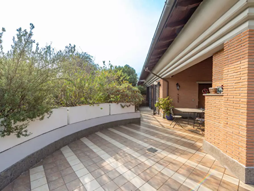 Immagine 47 di Villa in vendita  in VIA AURELIO MILLOS 140 a Roma