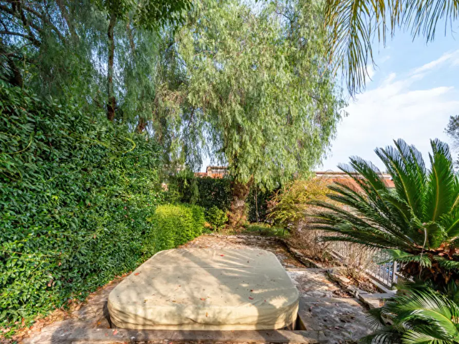 Immagine 50 di Villa in vendita  in VIA AURELIO MILLOS 140 a Roma