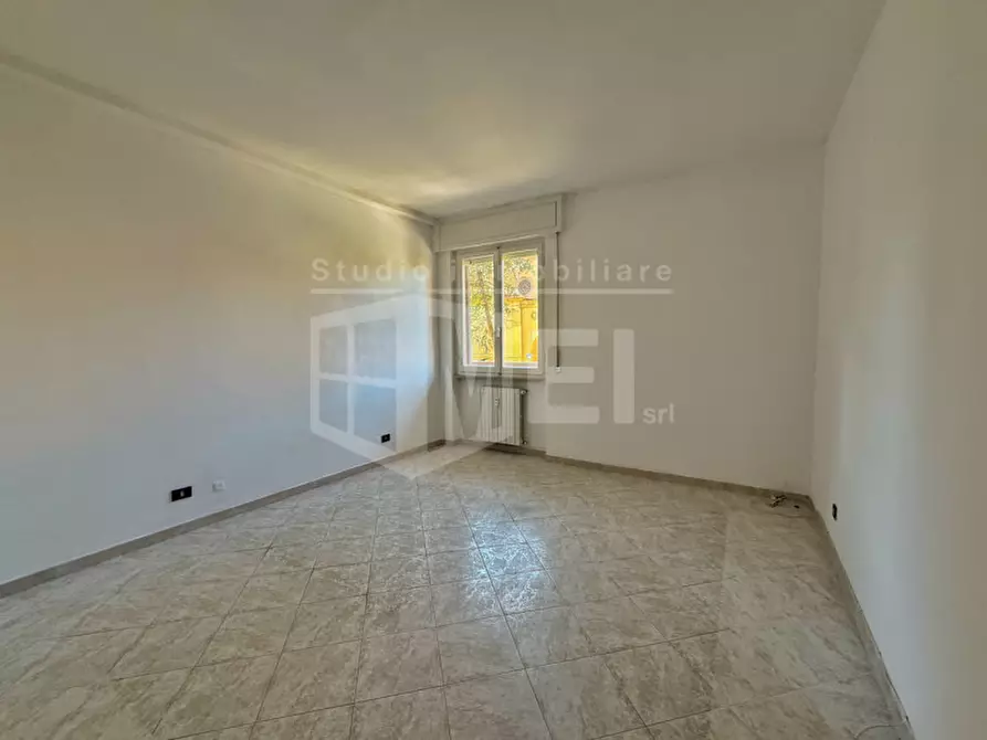 Immagine 2 di Appartamento in vendita  in via del riposo a Livorno