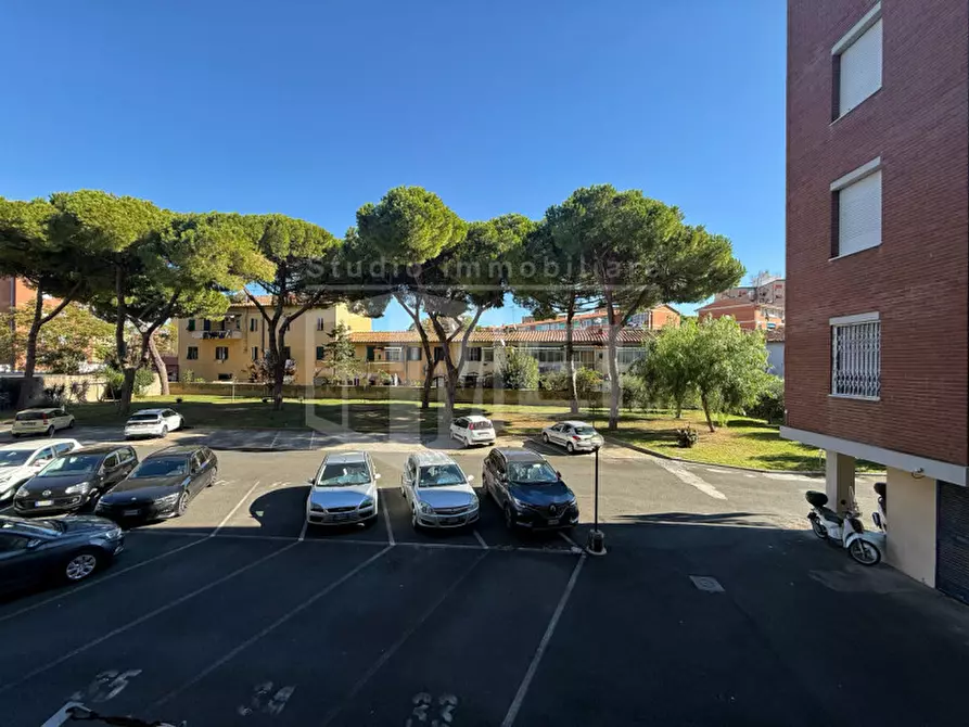 Immagine 6 di Appartamento in vendita  in via del riposo a Livorno