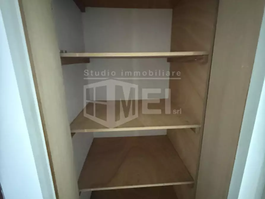 Immagine 11 di Appartamento in vendita  in via del riposo a Livorno