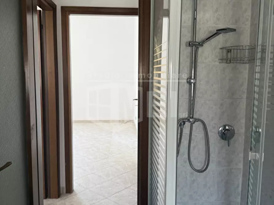 Immagine 13 di Appartamento in vendita  in via del riposo a Livorno