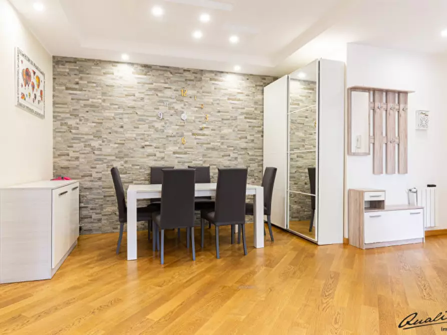 Immagine 7 di Appartamento in vendita  in via Pescosolido a Roma