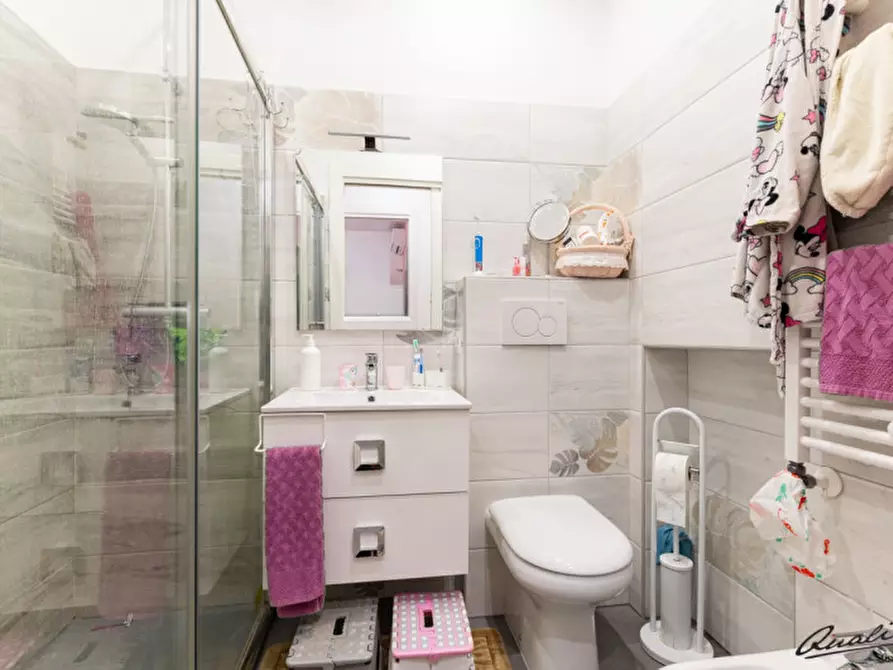 Immagine 20 di Appartamento in vendita  in via Pescosolido a Roma