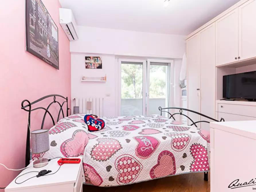 Immagine 24 di Appartamento in vendita  in via Pescosolido a Roma