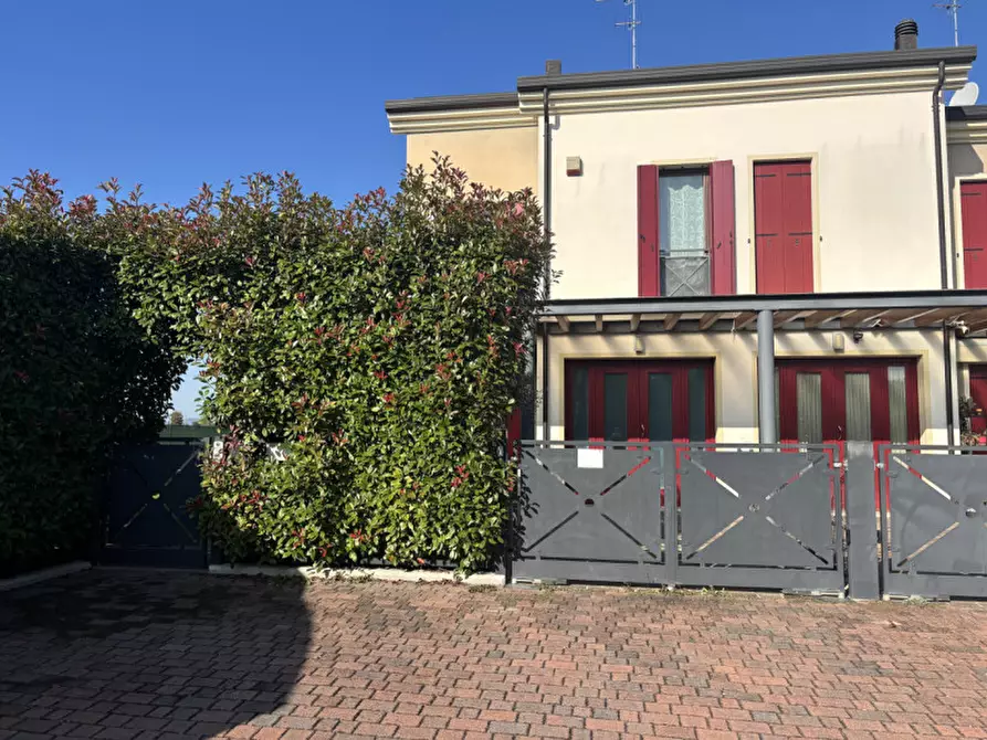 Immagine 25 di Villetta a schiera in vendita  in VIA ROMA a Cervarese Santa Croce