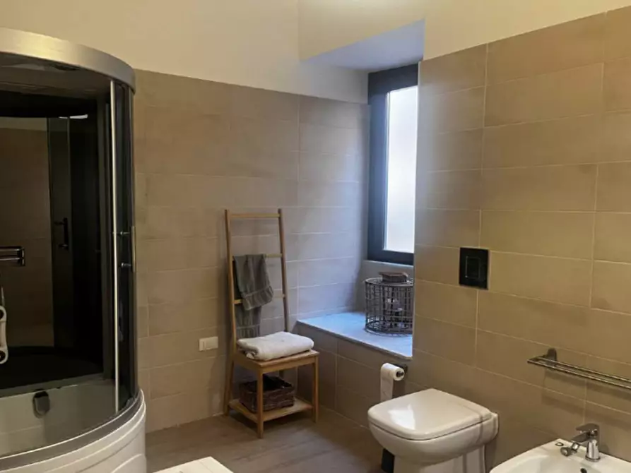 Immagine 6 di Appartamento in vendita  in via vittorio emanuele a Palermo