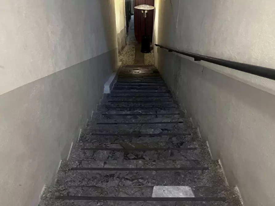 Immagine 10 di Appartamento in vendita  in via vittorio emanuele a Palermo