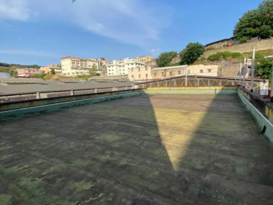 Immagine 11 di Appartamento in vendita  in calata capodichino 102 a Napoli