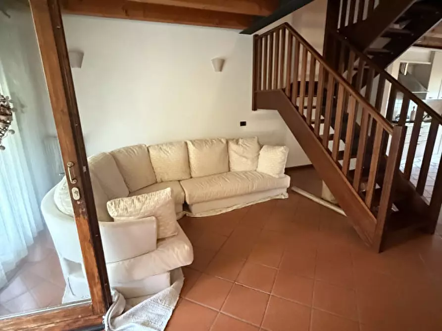 Immagine 5 di Villetta a schiera in vendita  in via altinia a Venezia