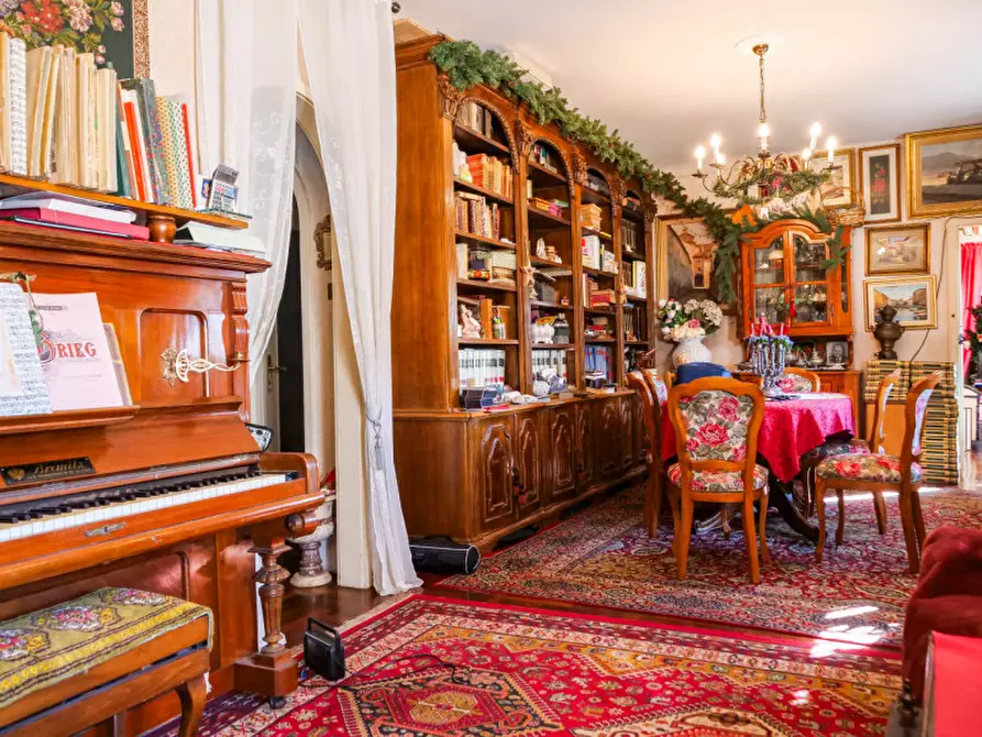 Immagine 10 di Attico in vendita  in Via della Fornace a Trieste