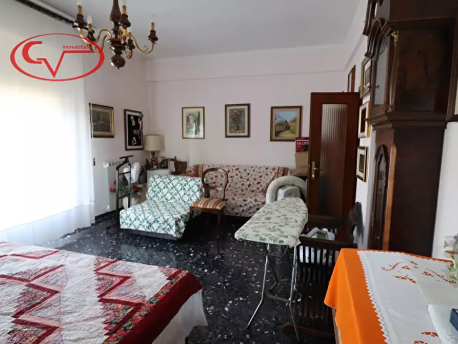 Immagine 3 di Appartamento in vendita  in via ammiraglio burzagli a Montevarchi