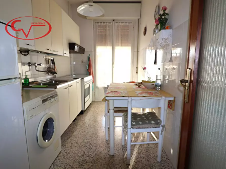 Immagine 6 di Appartamento in vendita  in via ammiraglio burzagli a Montevarchi