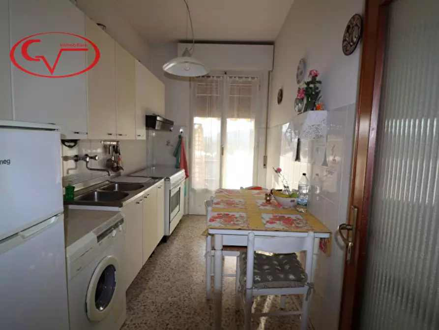 Immagine 7 di Appartamento in vendita  in via ammiraglio burzagli a Montevarchi