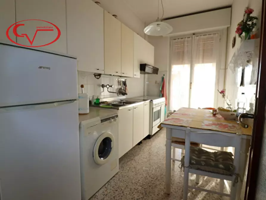 Immagine 9 di Appartamento in vendita  in via ammiraglio burzagli a Montevarchi