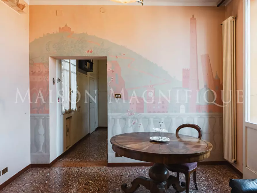 Immagine 3 di Appartamento in vendita  in Via san Vitale a Bologna