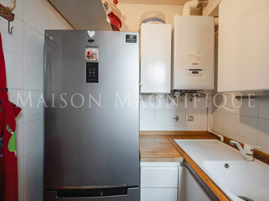 Immagine 12 di Appartamento in vendita  in Via san Vitale a Bologna