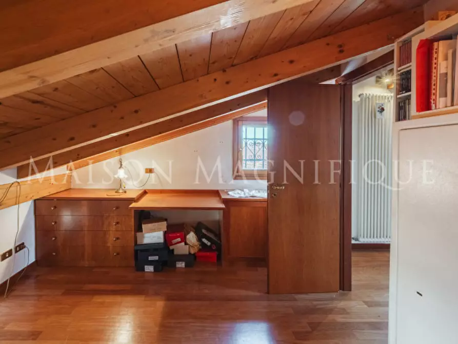 Immagine 20 di Appartamento in vendita  in Via san Vitale a Bologna