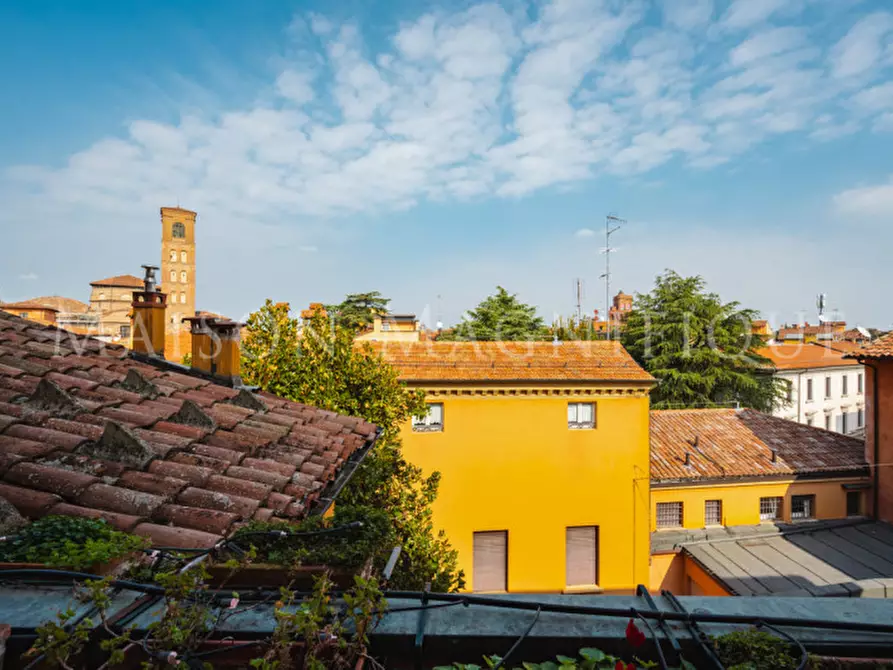 Immagine 22 di Appartamento in vendita  in Via san Vitale a Bologna