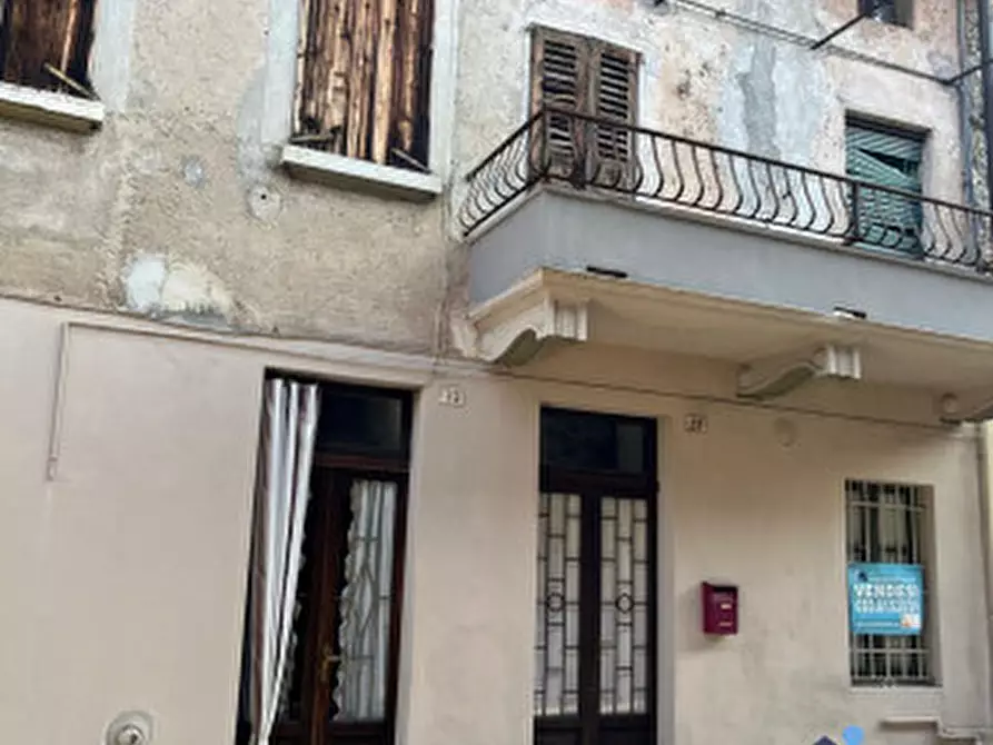 Immagine 2 di Villetta a schiera in vendita  in Via San Martino a Castenedolo