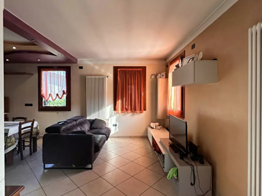 Immagine 4 di Casa bifamiliare in vendita  in Via Ortolani 24 a Malo